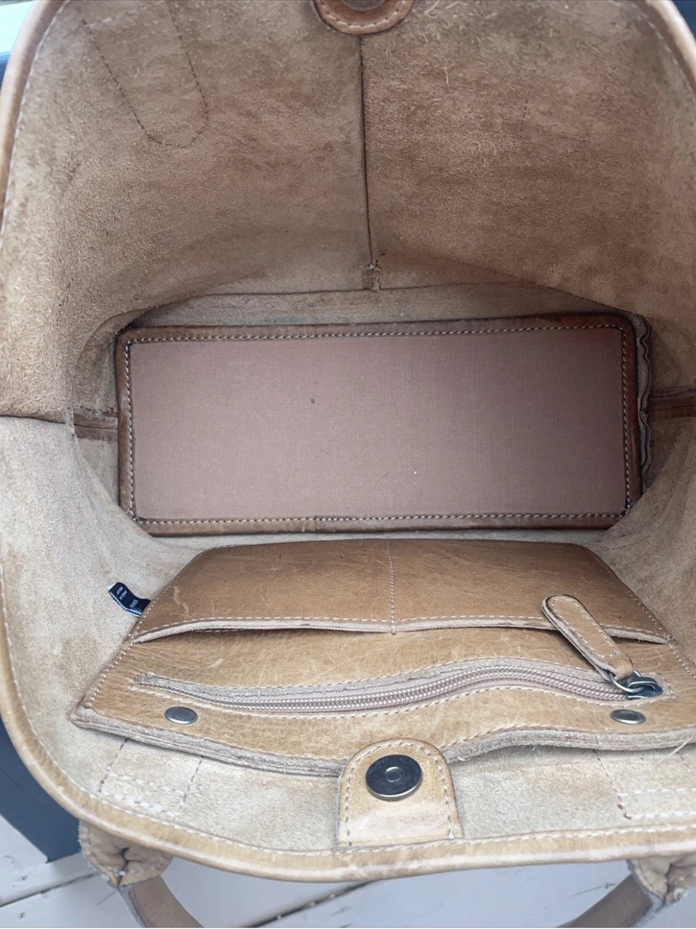 FRYE Cara Shoulder Tote Shoulder Bag -Beige-Distressed Leather $398 - Picture 11 of 12